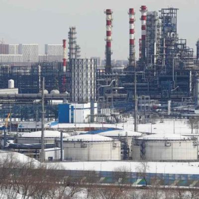 Drones-ucranianos-atacan-refineria-de-Salavat-planta-de-Orsk-podria-tardar-seis-meses-en-reanudar-operaciones