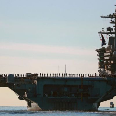 EU-envia-el-USS-George-Washington-a-Medio-Oriente-para-relevar-al-Abraham-Lincoln