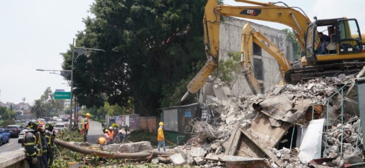 Empresa-atribuye-a-intensas-lluvias-el-derrumbe-de-edificio-en-Escandon
