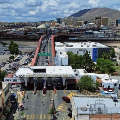 Familias-de-Reynosa-pagan-hasta-130-dolares-semanales-por-transporte-escolar-a-Texas-ante-temor-por-retiro-de-visas