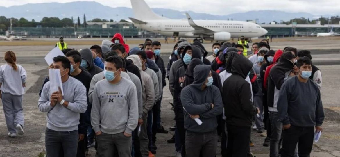 Guatemala-recibe-2-mil-284-mexicanos-deportados-de-Estados-Unidos-en-2026