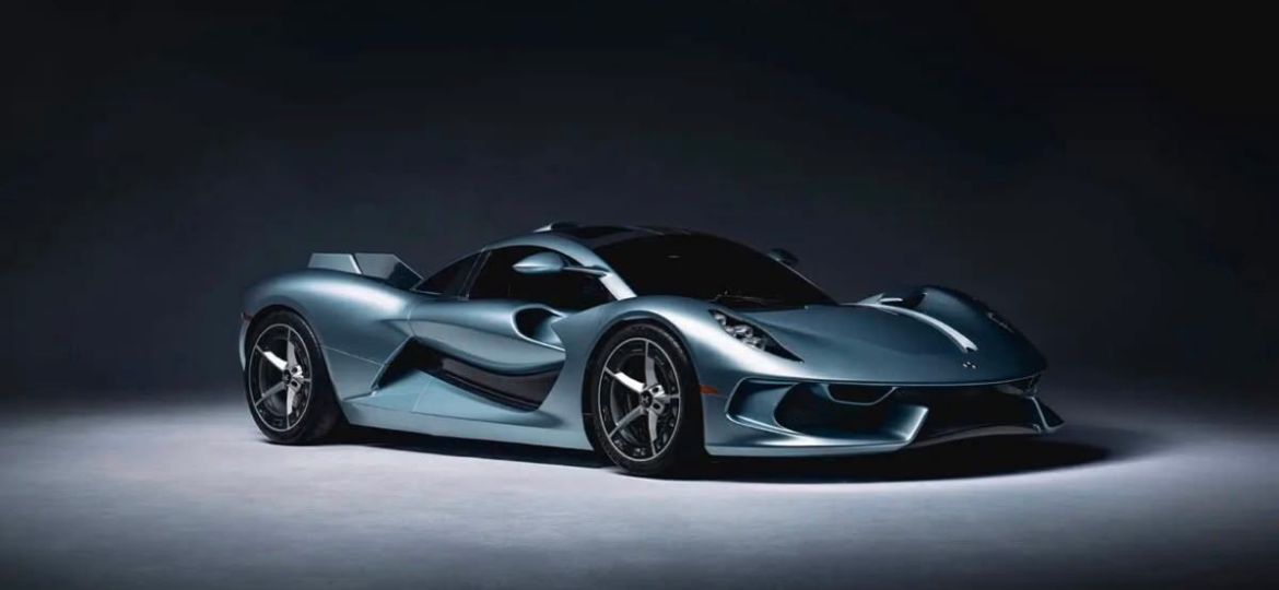 Hennessey-Blackbird-el-hipercoche-de-850-hp-que-tendra-solo-71-unidades