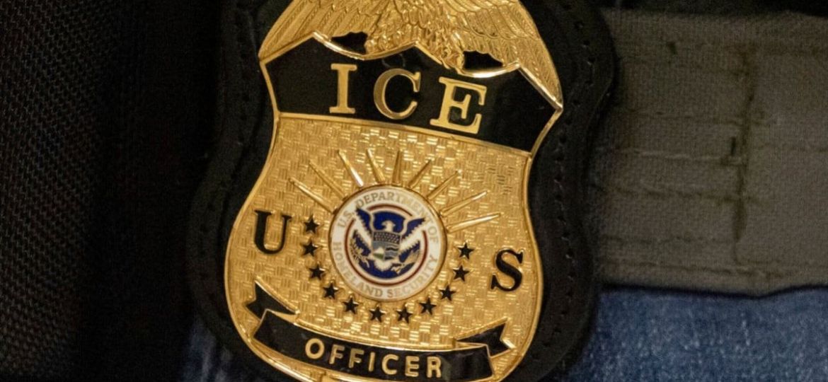 ICE-defiende-politica-que-permite-retener-o-retrasar-videos-de-camaras-corporales