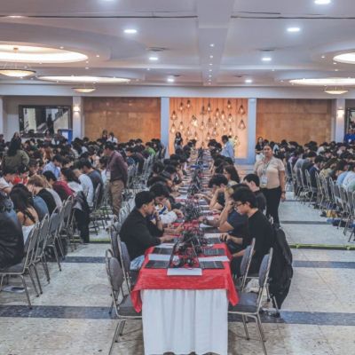 INEGI-presta-miles-de-laptops-a-la-UNAM-para-examen-presencial-de-ingreso