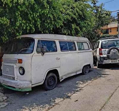 La-unidad-Kennedy-acumula-autos-abandonados-y-basura-en-Jardin-Balbuena