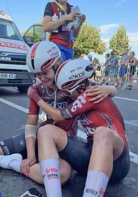 Romina-Hinojosa-completa-la-segunda-etapa-del-Tour-de-Francia-Femenil