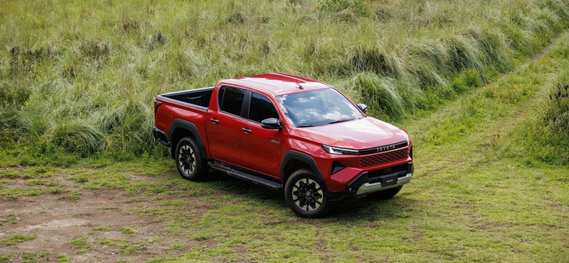 Toyota-Hilux-2027-llega-a-Mexico-precios-y-versiones-de-la-nueva-pick-up