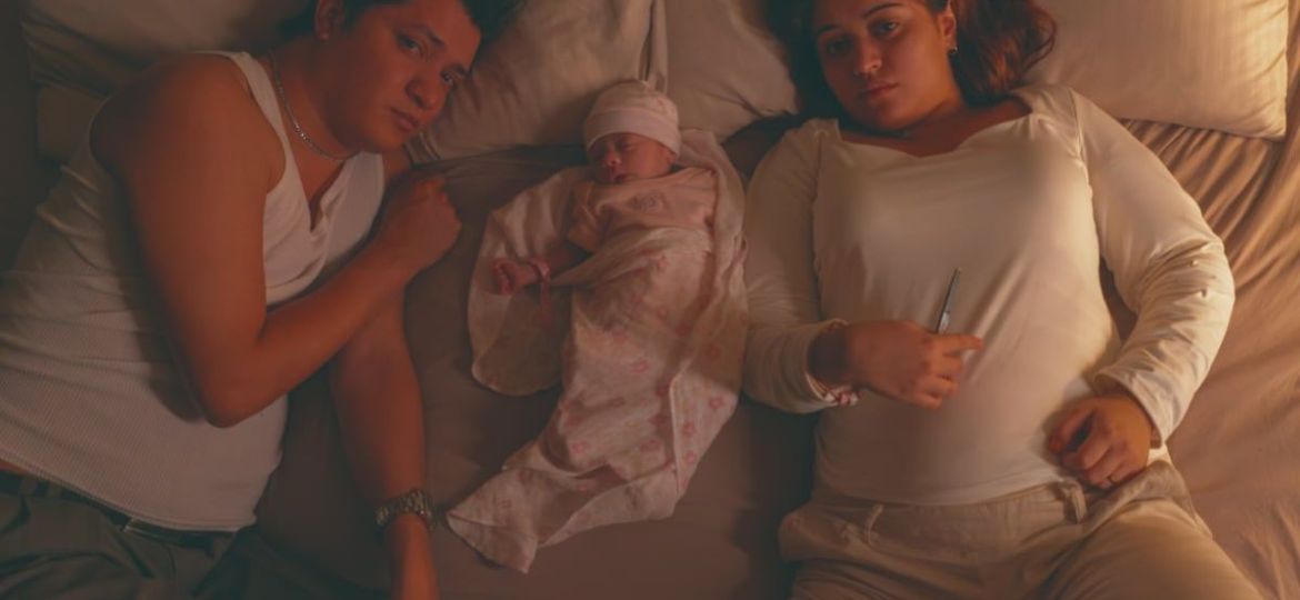 Un-hijo-propio-revisa-el-caso-que-convirtio-la-maternidad-en-un-mandato