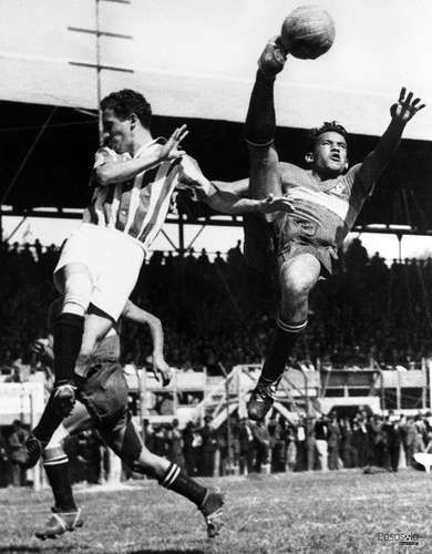Un-penal-desato-el-incendio-del-Parque-Asturias-en-1939
