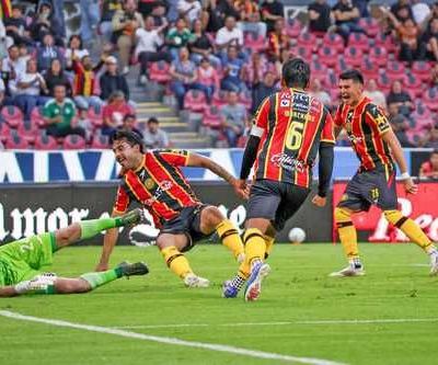 Universidades-y-equipos-de-Expansion-analizan-crear-una-nueva-liga-de-futbol-en-Mexico
