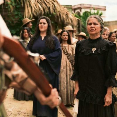 ‘Cien-anos-de-soledad-muestra-en-su-segunda-parte-las-heridas-de-Macondo-y-America-Latina